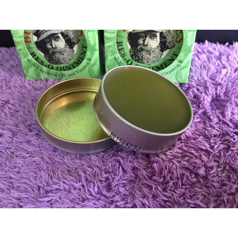 Burt’s Bees Res-Q 0.6 oz Multipurpose moisturizing Ointment Tin open with Lid